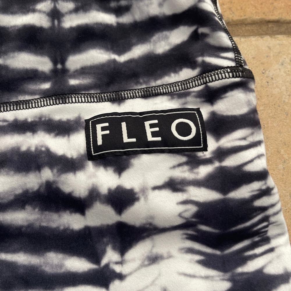 FLEO TIE DYE BOOTY SHORTS - Picture 3 of 4